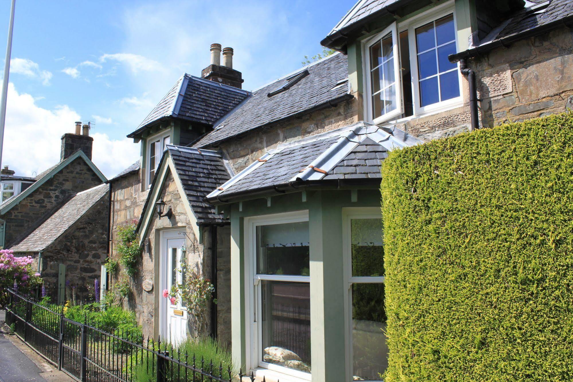 Glenalbyn Cottage セント・フィルカンズ エクステリア 写真
